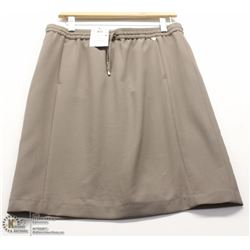 (WOMENS) PURE BEIGE SHEER FABRIC SKIRT SIZE 40