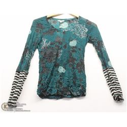 (WOMENS) SANDWICH SHEAR GREEN PRINTED TOP SIZE MEDIUM
