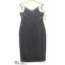 (WOMENS) LYMAN NAVY SLEEVELESS FITTED DRESS WITH SHOULDER