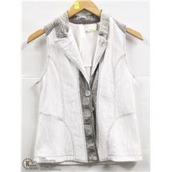 (WOMENS) ELISA CAVALETTI WHITE LACE AND SILVER ACCENTED