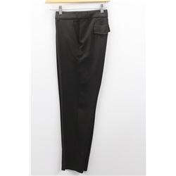 (WOMENS) LUISA CERANO BLACK DRESS CAPRIS SIZE 8