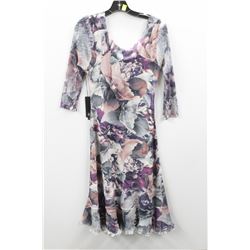 (WOMENS) KOMAROV PASTEL PRINT DRESS SIZE LARGE