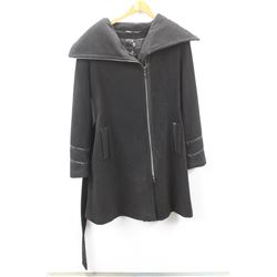 (WOMENS) JUNGE BLACK TRENCH COAT SIZE 40