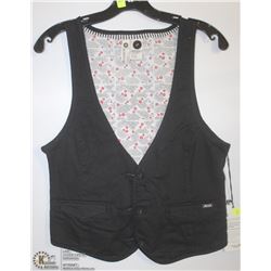 (WOMENS) ELEVANT BLACK VEST SIZE MEDIUM