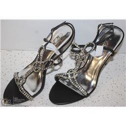 (WOMENS) PAIR OF BLACK OPEN TOE STRAPPY HEELS SIZE 9