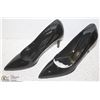 Image 1 : (WOMENS) PAIR OF CLASSIC BLACK CLOSED TOE HEEL SIZE 36.5