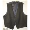 Image 1 : (MENS) BLACK & NAVY VEST SIZE 46R