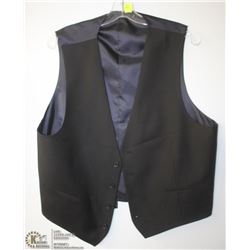 (MENS) BLACK & NAVY VEST SIZE 44R