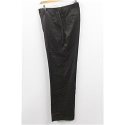 (MENS) DANIEL HECHTER BLACK DRESS PANTS 32