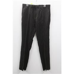 (MENS) BLACK DRESS PANTS SIZE 34S