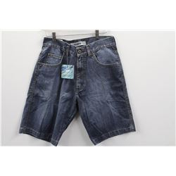 (MENS) PAIR OF MAVI BLUE JEAN SHORTS SIZE 28