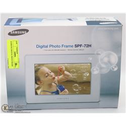 SAMSUNG DIGITAL PHOTO FRAME