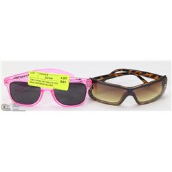 TWO PAIRS OF GIRLS SUNGLASSES - ONE FREERIDE BOARD