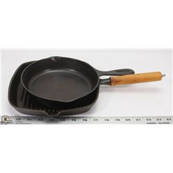 LOT OF 2 CAST IRON FRY PANS.