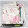 Image 1 : BRIDE & BRIDE PARTY ACCESSORY FLAT
