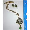 Image 1 : 20 - GOLD TONE CLEAR  & PERIDOT CRYSTAL