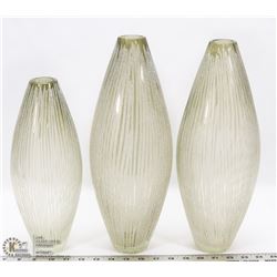 3 GLASS SHOWHOME VASES.