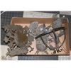 Image 1 : FLAT OF METAL WALL ART