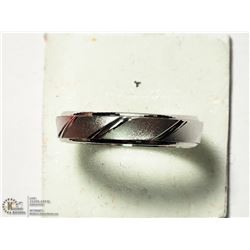 STERLING SILVER RING SIZE 6