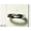 Image 1 : STERLING SILVER RING SIZE 6