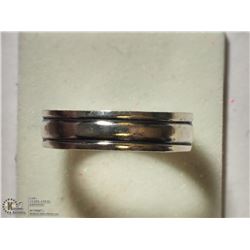 STERLING SILVER RING SIZE 5.75