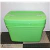 Image 1 : BUNDLE OF FOUR 76 L TOTES W/LIDS - KIWI