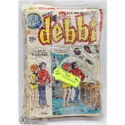 BUNDLE OF 40 VINTAGE COMICS.