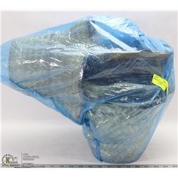 LOT OF APPROX 15 WICKER PLANT POT COVERS