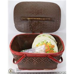 ESTATE VINTAGE RED & BROWN PICNIC BASKET