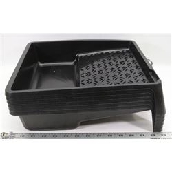 GROUP OF 6 BLACK PAINTING TRAYS
