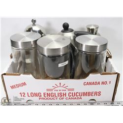 FLAT OF ESTATE KITCHEN ITEMS INCL COFFEE PRESS &