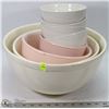 Image 1 : COLLECTION OF BOWLS