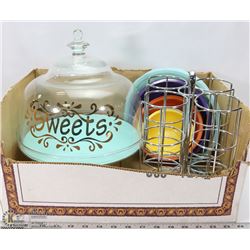 BOX OF SHOW HOME DECOR - INCLUDES SWEET DISPLAY