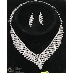 CRYSTAL NECKLACE & EARRING SET