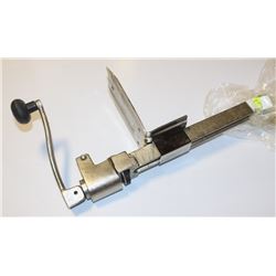 OMCAN #1 HEAVY DUTY CAN OPENER