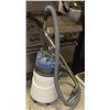 Image 1 : WINDSOR COMMERCIAL VACUUM CLEANER