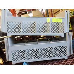 LOT OF 2 CAMBRO 8FB434 UTENSIL HOLDERS & ONE WITH