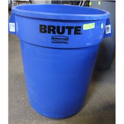 BRUTE 32GAL COMMERCIAL BIN BLUE ON CHOICE:
