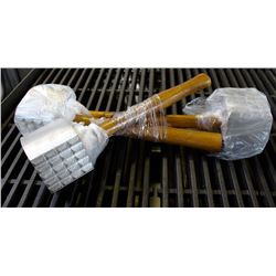 ON CHOICE:NEW MEAT MALLET TENDERIZERS - LOT OF 3