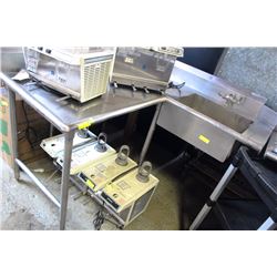 STAINLESS STEEL SMALL L SHAPED DISH PIT