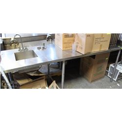 STAINLESS STEEL WORK TABLE WITH SINK