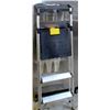 Image 1 : 3FT SERVICE STEPLADDER