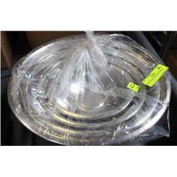 SET OF STAINLESS STEEL BOWLS