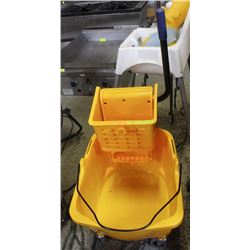 MOP & BUCKET RINGER