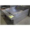 Image 3 : TOASTMASTER PRO SERIES 24" COUNTERTOP GRIDDLE