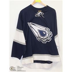 CCM OFFICIALLY LICENSED OILERS JERSEY SIZE MEDIUM