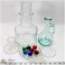 FLAT OF VINTAGE GLASSES