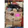 Image 1 : LARGE PALLET OF PAWN SHOP MISC