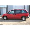 Image 7 : ESTATE! 1998 DODGE CARAVAN MINI VAN