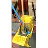 MOP BUCKET WITH WRINGER,2 MOPS AND EXTRA WRINGER